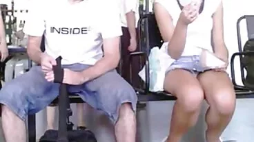 গৃহিণী ভাই বোন চোদা চুদি ভিডিও দৌড়ে